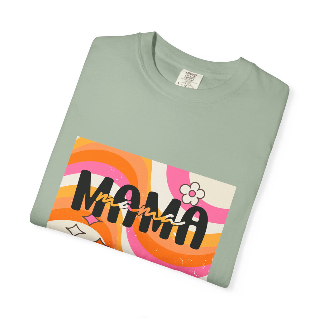 Mama Retro Wave T-Shirt — Vintage 70s Floral Graphic Tee for Moms