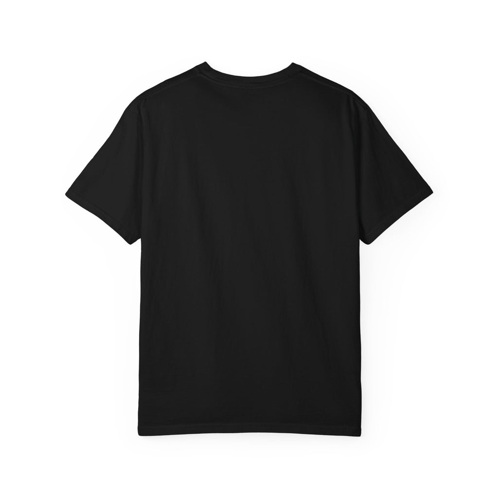 Mama Retro Wave T-Shirt — Vintage 70s Floral Graphic Tee for Moms