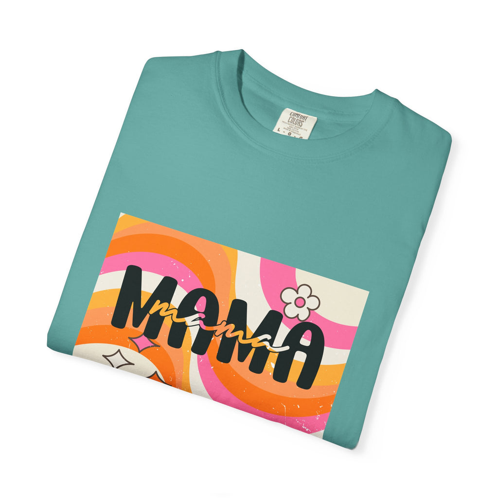 Mama Retro Wave T-Shirt — Vintage 70s Floral Graphic Tee for Moms