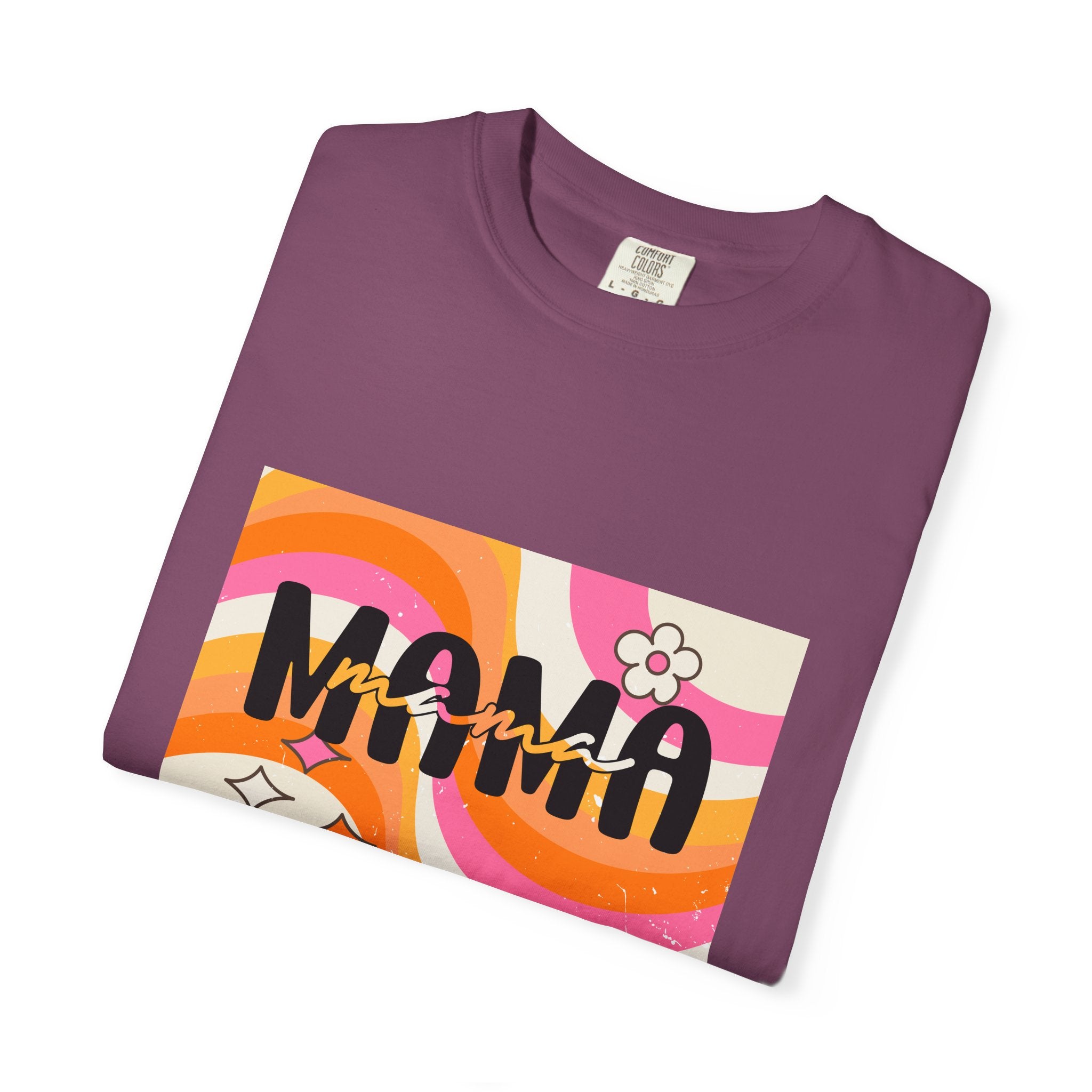 Mama Retro Wave T-Shirt — Vintage 70s Floral Graphic Tee for Moms