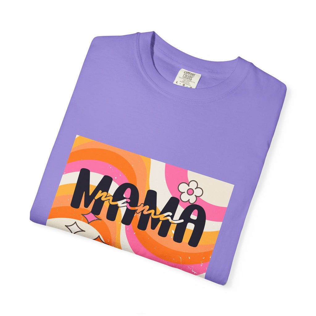 Mama Retro Wave T-Shirt — Vintage 70s Floral Graphic Tee for Moms